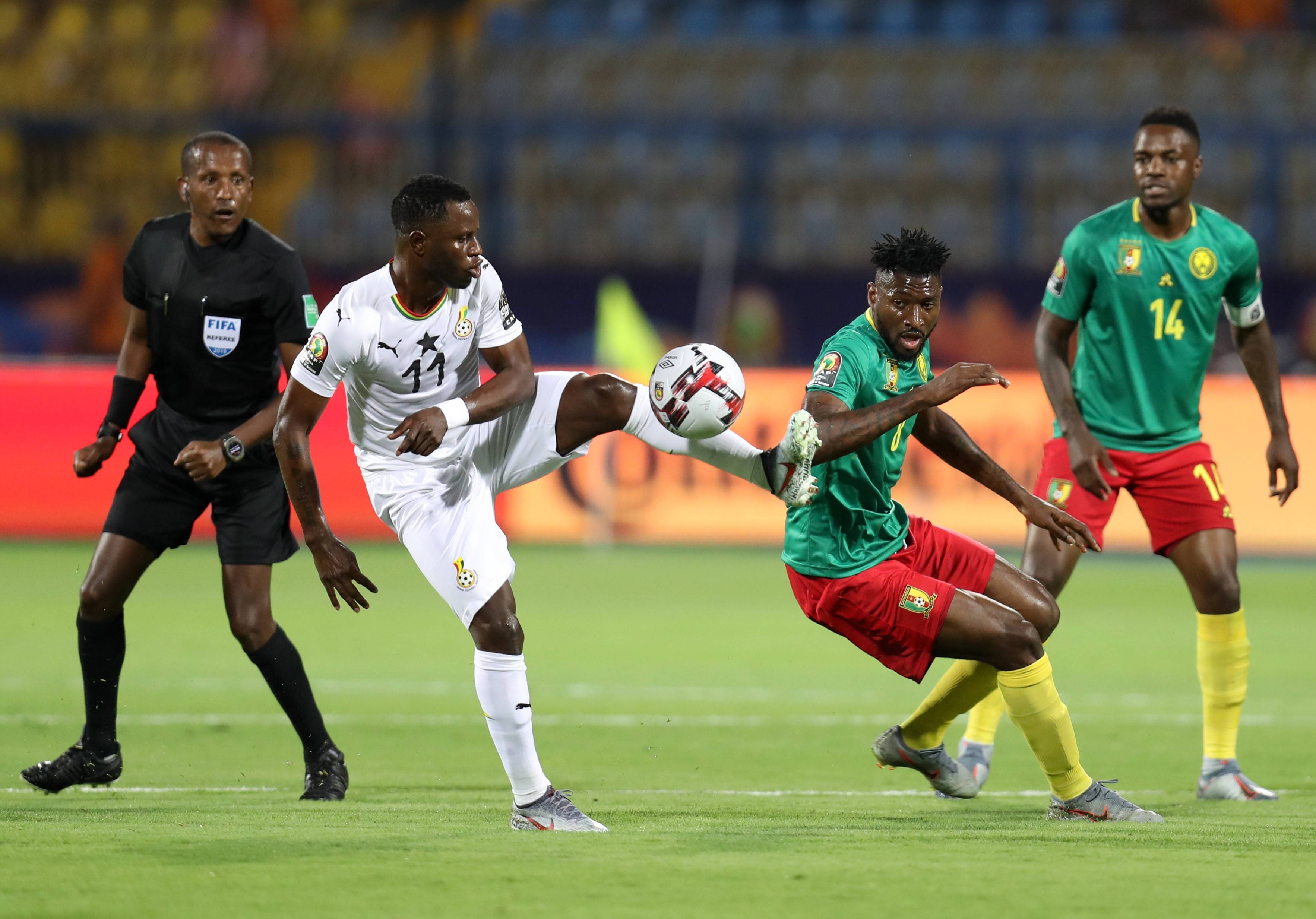 悬念丛生的 悬念丛生的