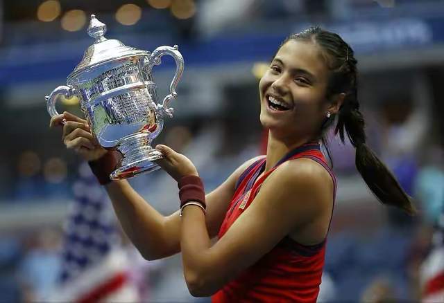 更衣室中的 更衣室中的